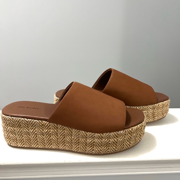 🌻🆕FREE PEOPLE Harbor Raffia Flatform Sandals-Tan Color-Size 8 & 9 - Picture 14 of 17